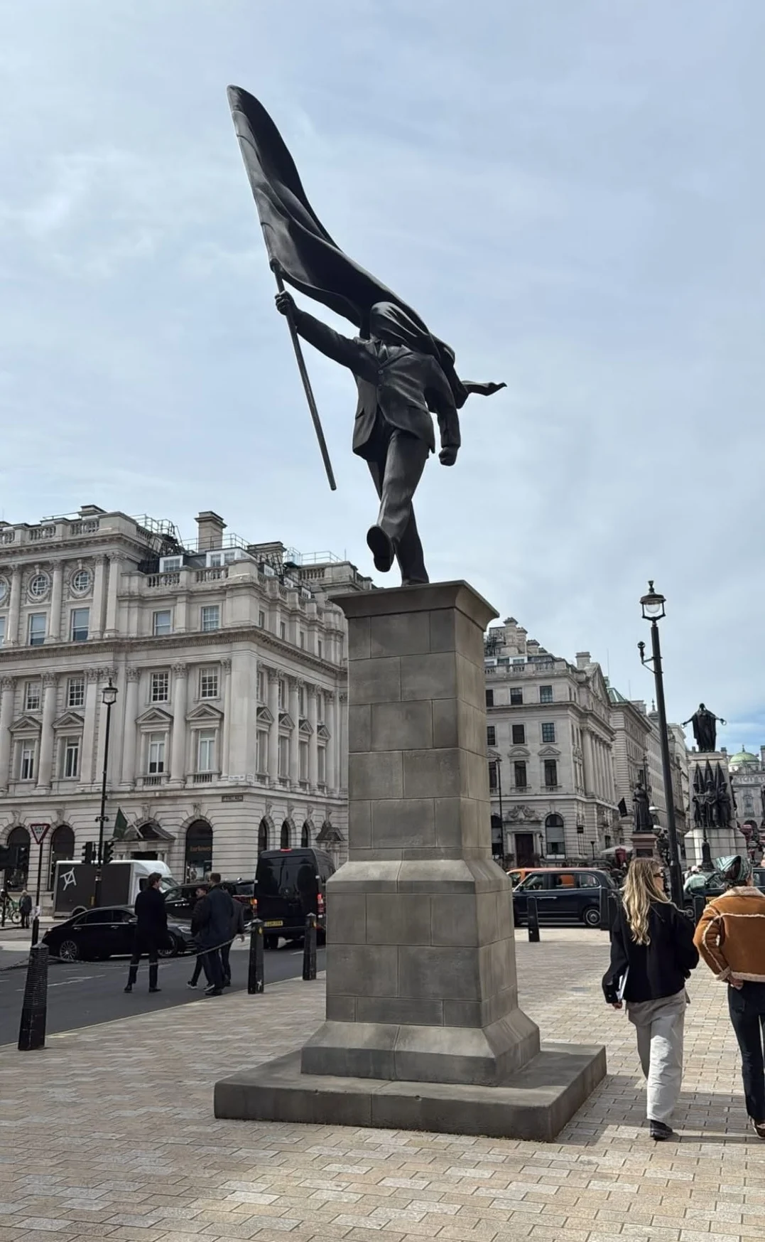Banksy-sculpture