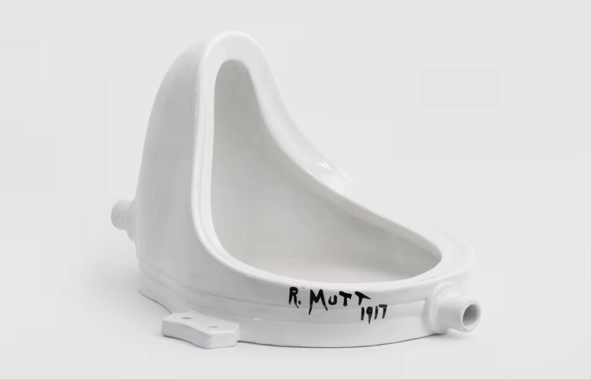 marcel-duchamp-fontaine