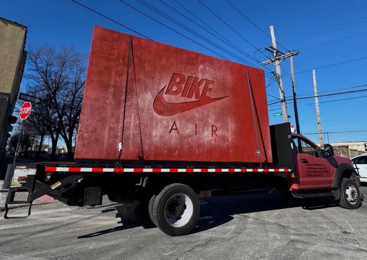 Nigel-Sylvester-nike-Air-Jordan-Brick-by-Brick-Truck