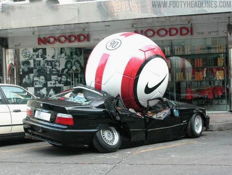 nike-total-90-car-crash