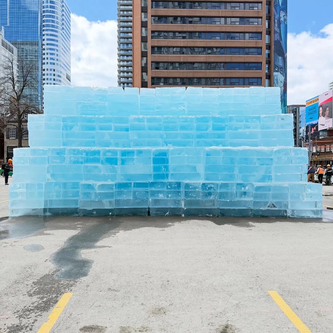 ICE MAN. 81 BOND STREET DOWNTOWN TORONTO