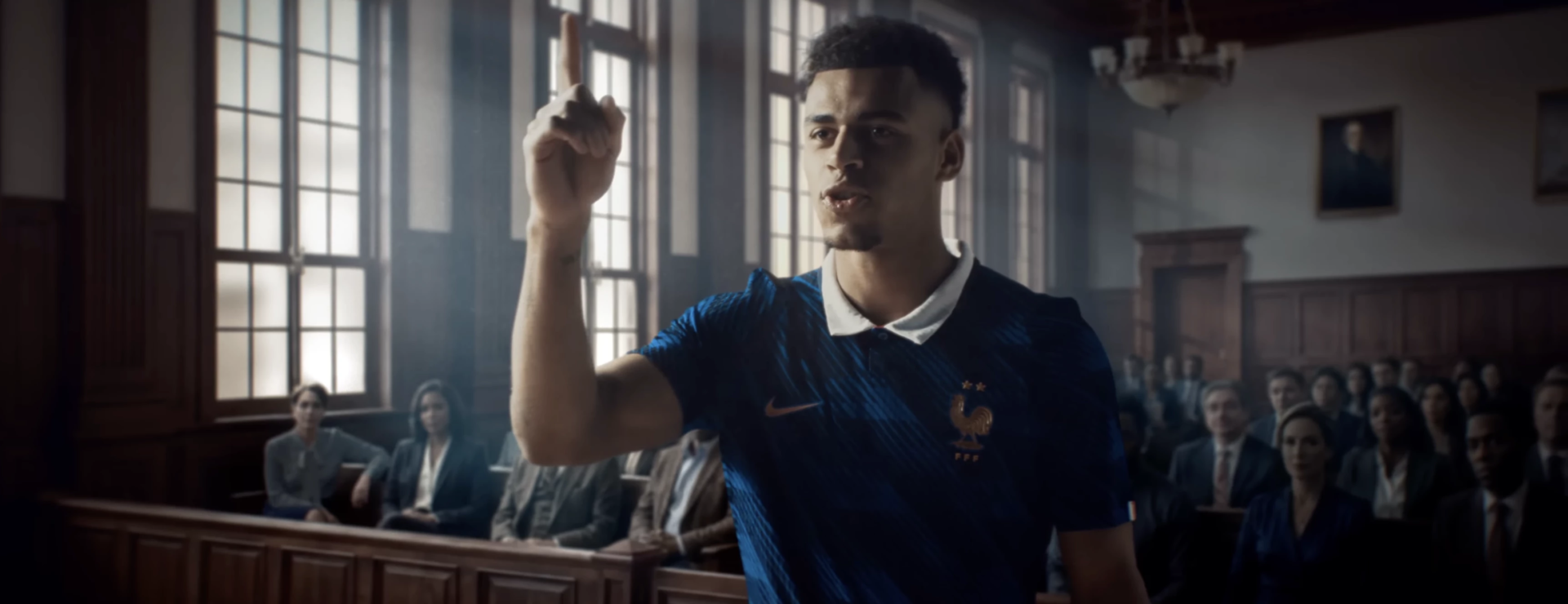 Désiré doué pub équipe de france