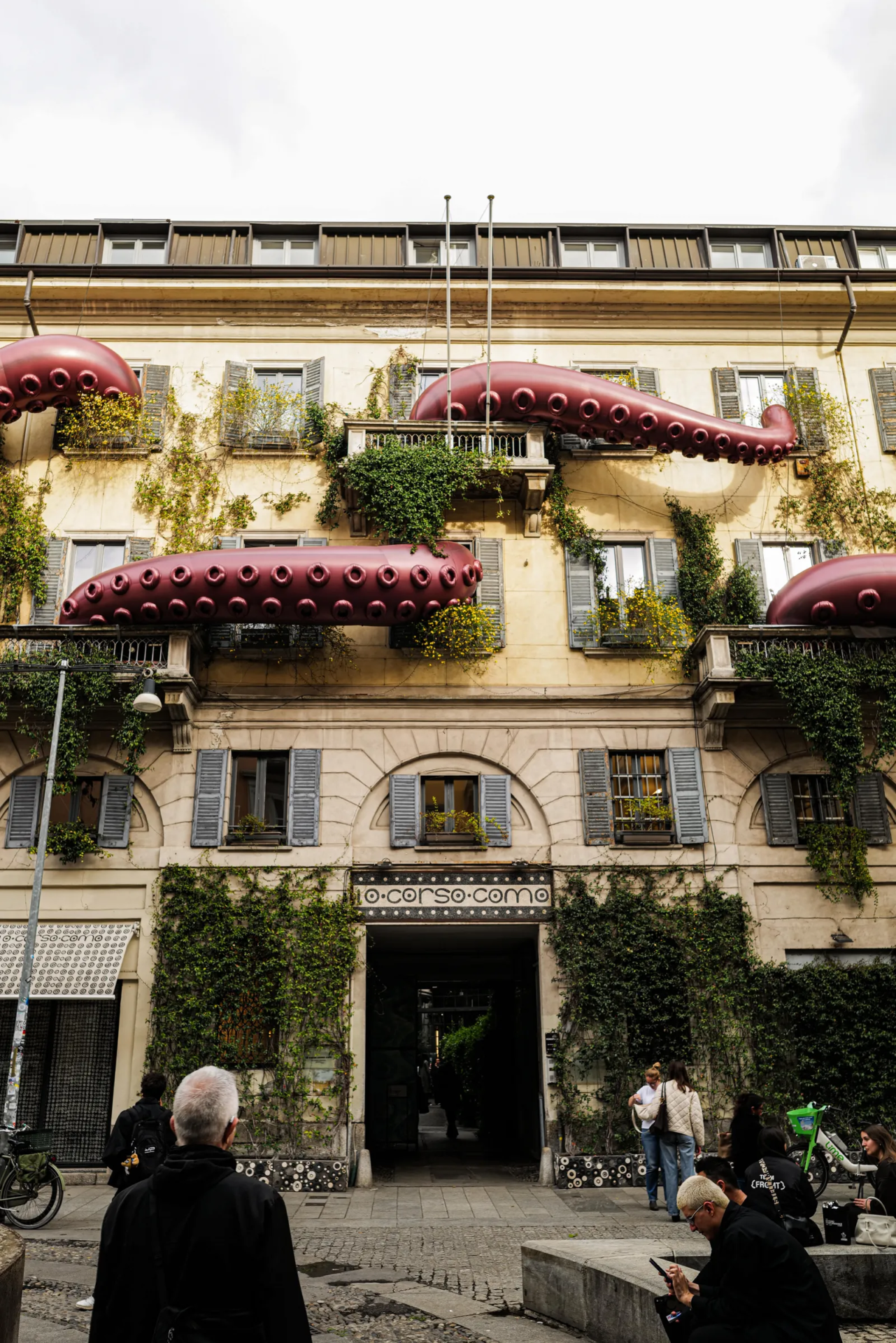 Moncler-Summer-Shop