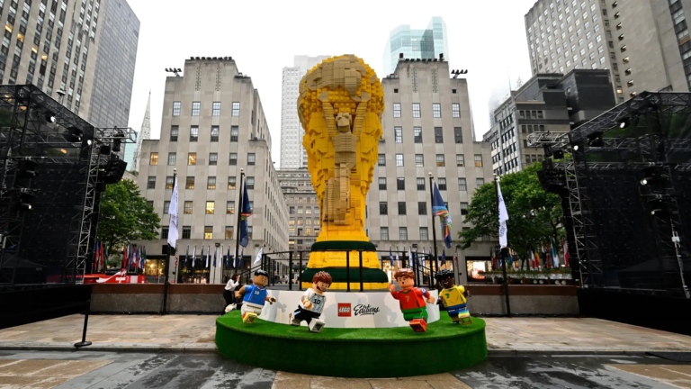 lego-trophee-coupe-monde-géant