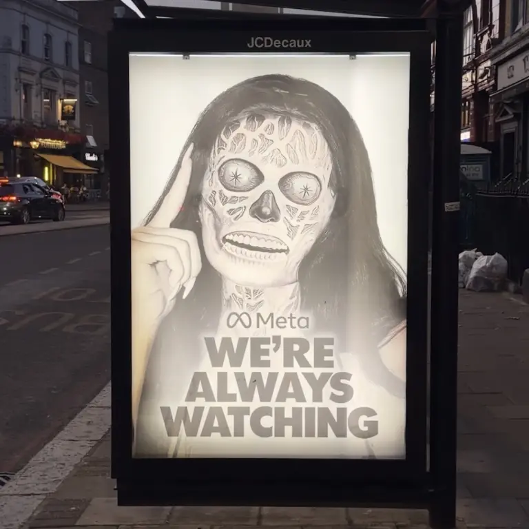 meta-kylie-jenner-hacking-pub-watching-you