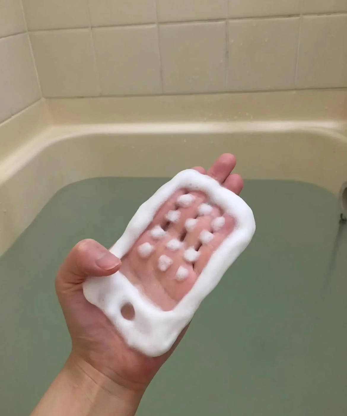 sculpture-studio-bath-phone